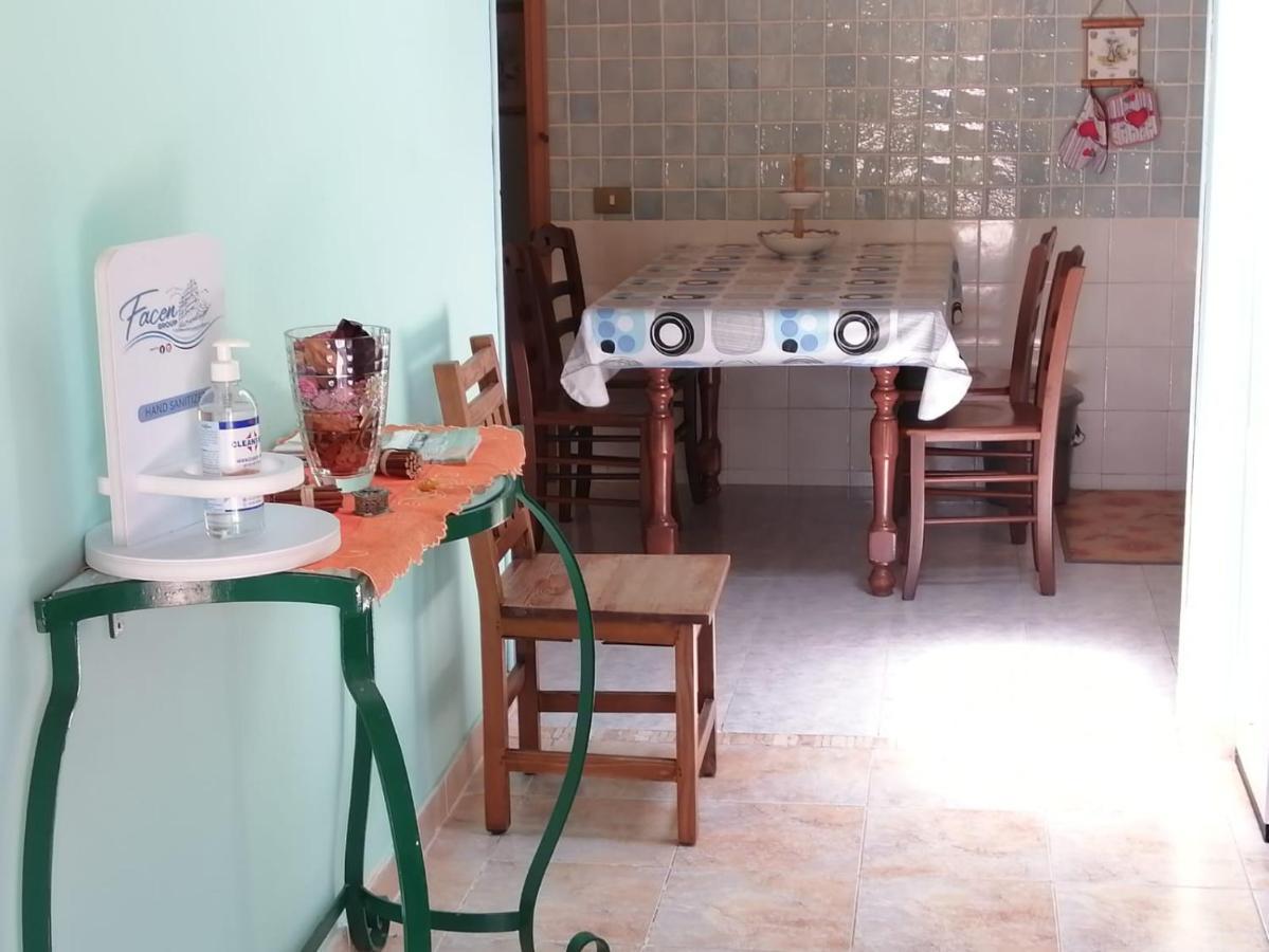 Villa Facen Gardeládes エクステリア 写真