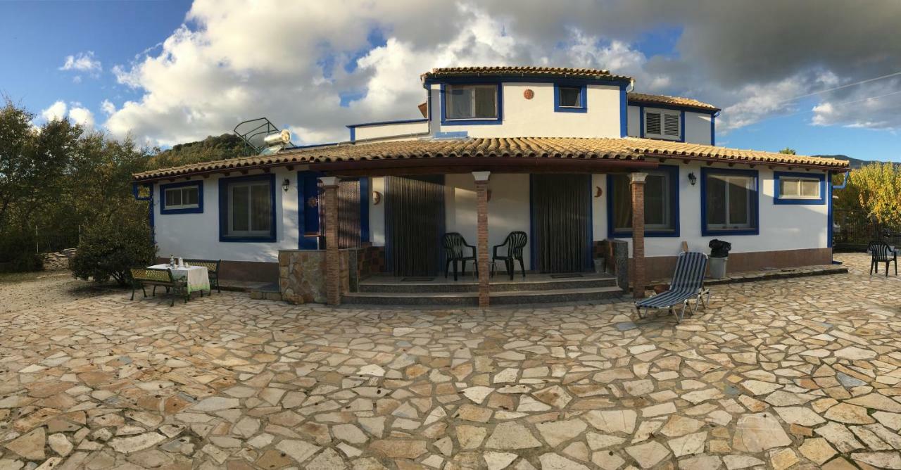 Villa Facen Gardeládes エクステリア 写真